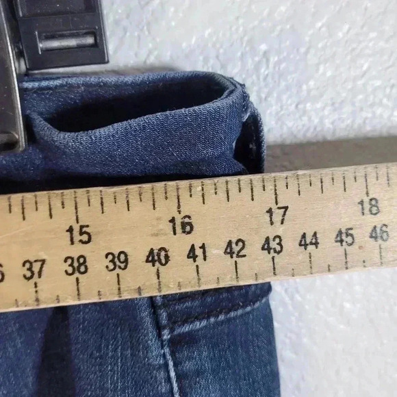 Seven7 Jeans Womens 10 Tummyless High Rise Boot Cut Medium Wash Whiskered - Picture 10 of 13